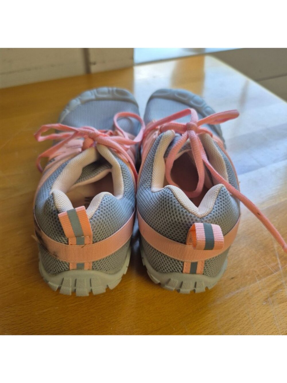 Weweya Womens Barefoot Running Shoes Gray & Pink Lightweight & Breathable Mesh - Picture 4 of 8